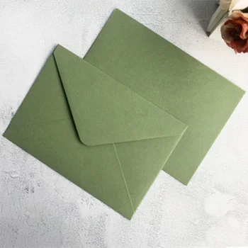 Оливково-зеленая Пригласительная открытка В конверте из плотной бумаги 5,3 